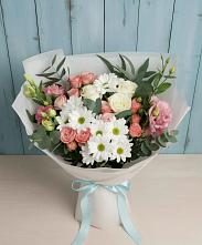 Букет цветов из:  Розы, Лизиантусы и Хризантемы в Божонке