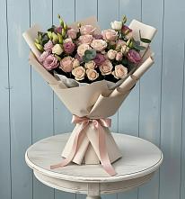 Букет цветов из:  Розы и Лизиантусы в Божонке