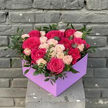 Цветочная композиция из Розы в коробке в Божонке