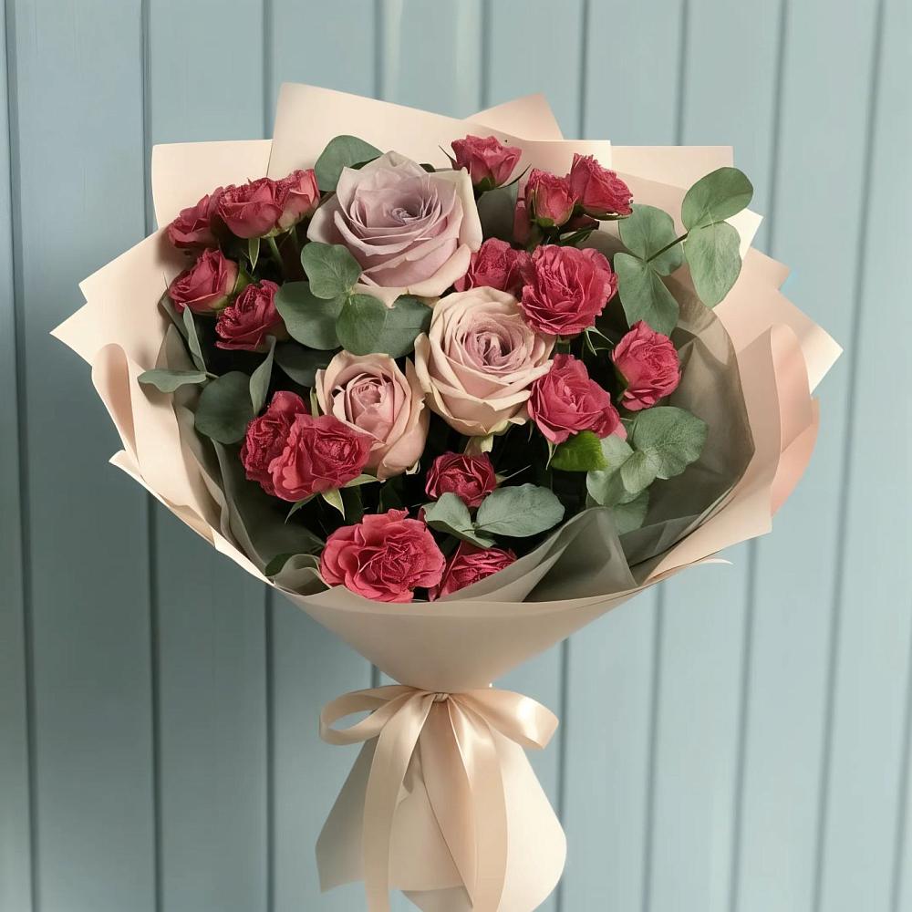 Букет цветов из: Гвоздики и Розы в Божонке