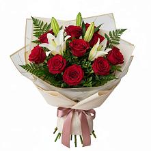 Букет цветов из:  Лилии и Розы в Божонке