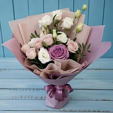 Букет цветов из:  Розы и Лизиантусы в Божонке