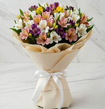 Букет цветов из:  Альстромерии в Божонке