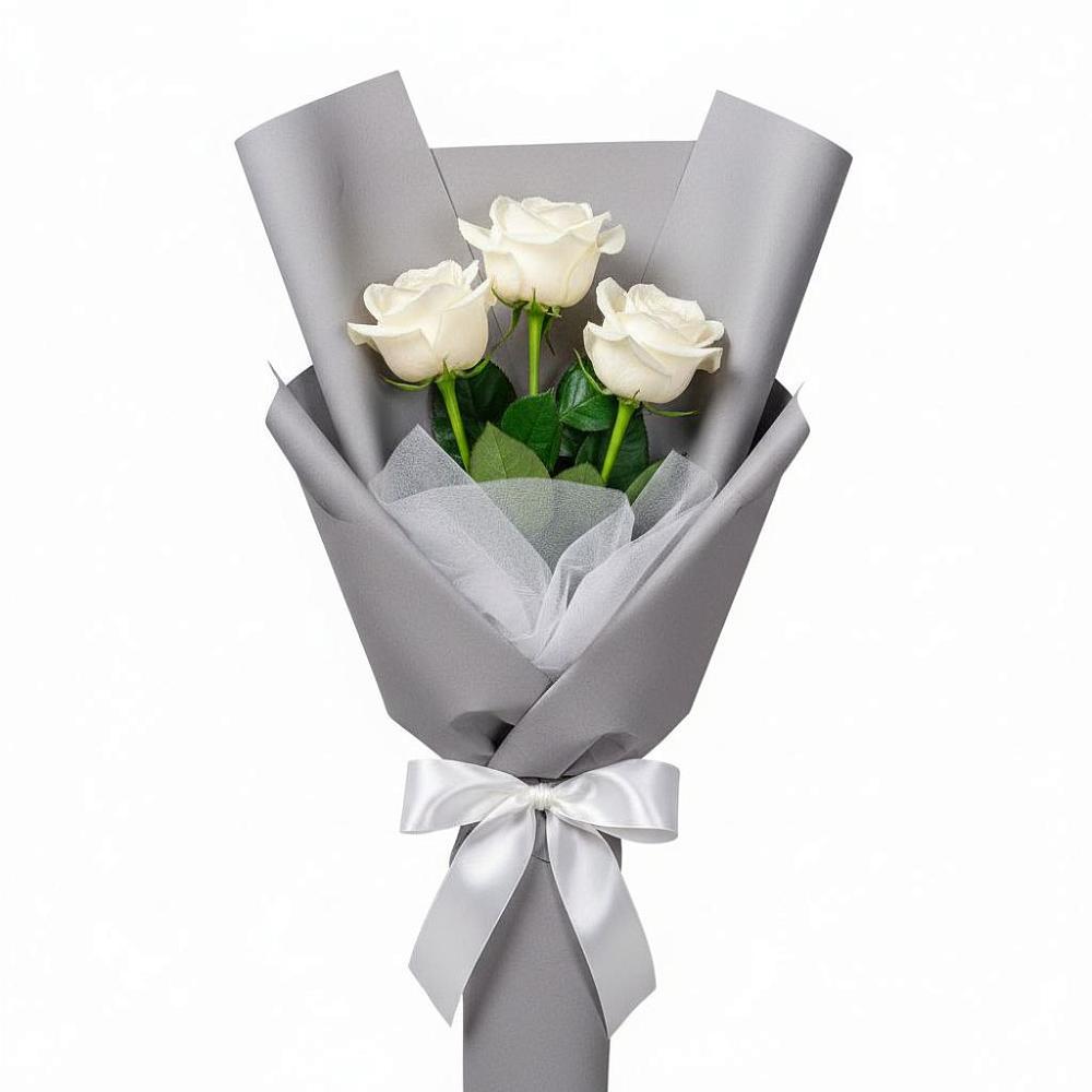 Букет 3 белые розы в Божонке