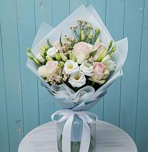 Букет цветов из:  Розы и Лизиантусы в Божонке