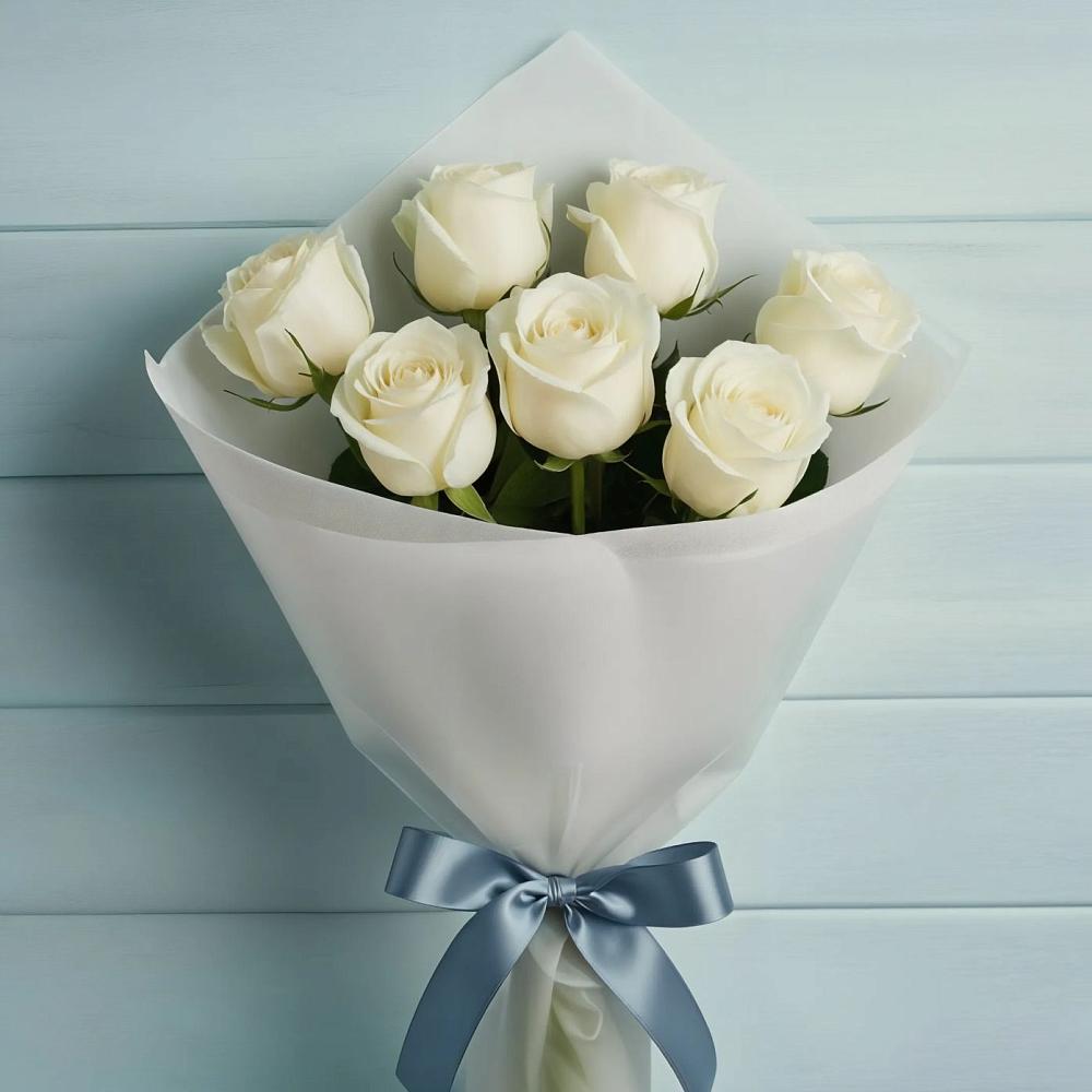 Букет 7 Белых роз Эдлесс Лав в Божонке