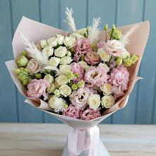 Букет цветов из:  Альстромерии и Розы в Божонке