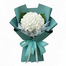 Букет цветов из:  Гортензия в Божонке
